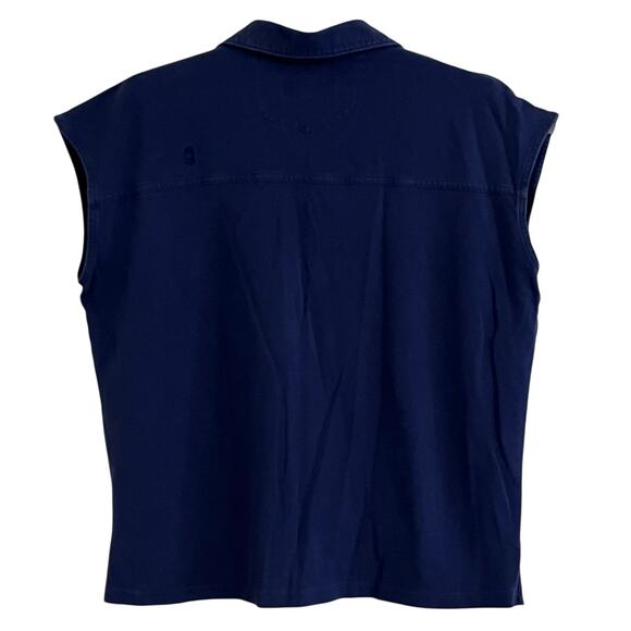 Figs Tailored Sleeveless Scrub Top 1/4 Button - Picture 4 of 7